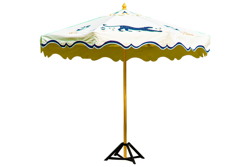 Handmade pinewood parasol